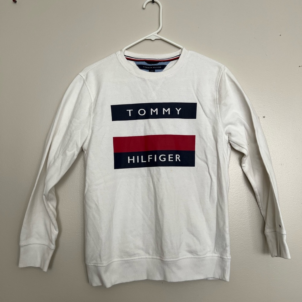 Tommy Hilfiger sweatshirt size Large